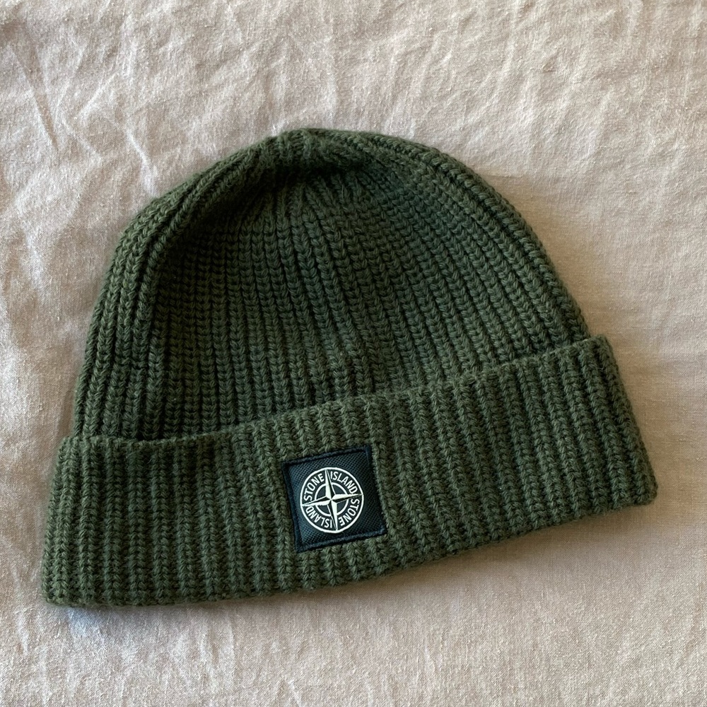 Green stone island beanie
